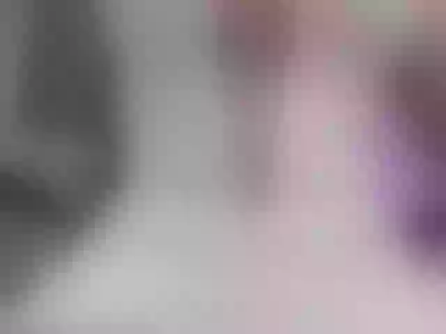 Live sex webcam photo for KatieNolanX #292105284