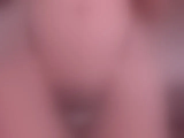 Live sex webcam photo for KatieNolanX #294020008