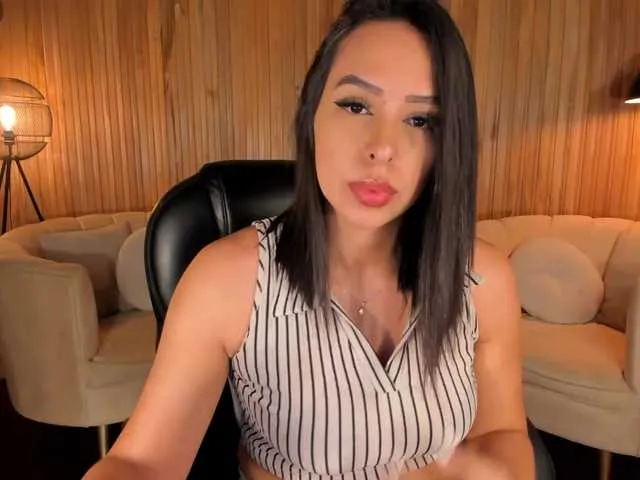 Live sex webcam photo for KatieStonne #291962255