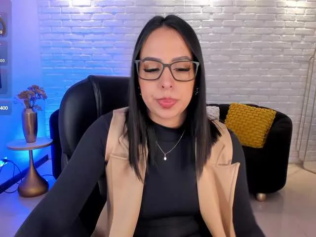 Live sex webcam photo for KatieStonne #292072371