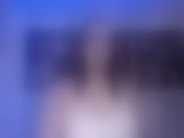 Live sex webcam photo for KatieStonne #292739973