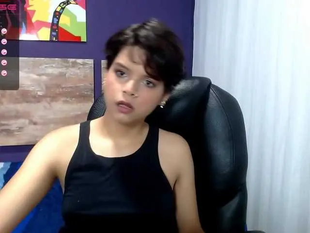 Live sex webcam photo for Katiehs #272819633