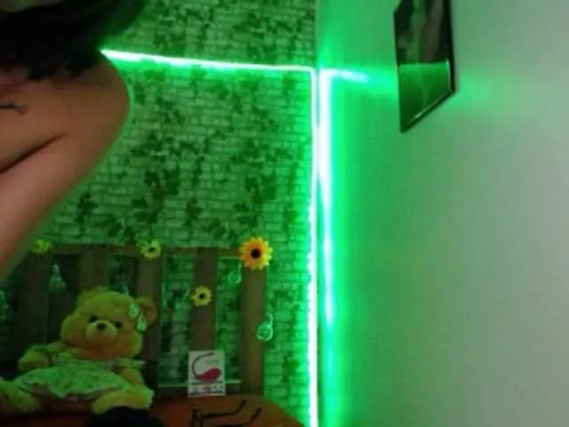 Live sex webcam photo for Katina- #272783982