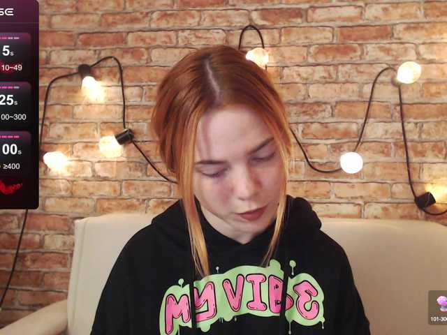 Live sex webcam photo for Katrin-Stone #290021657