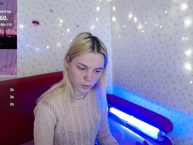 Live sex webcam photo for Katrin-Stone #290976251