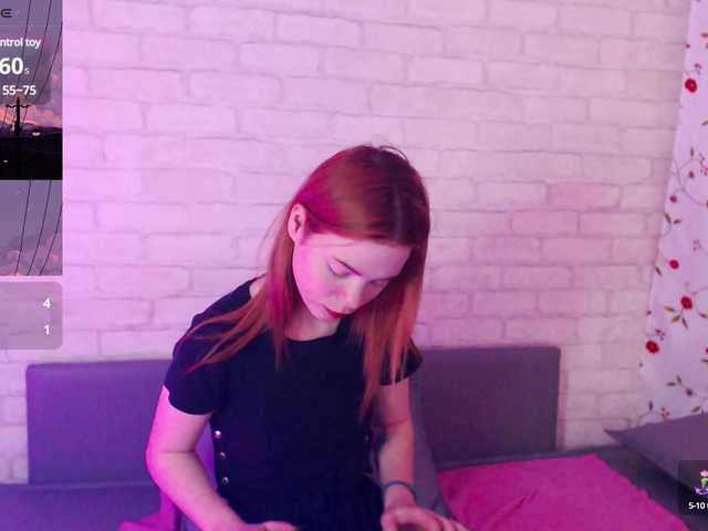 Live sex webcam photo for Katrin-Stone #291068644