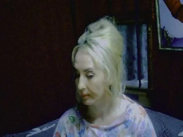 Live sex webcam photo for KatrinExcite #291798883