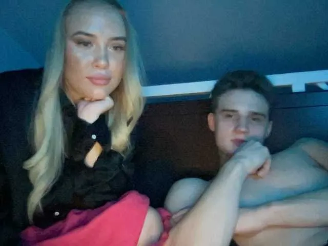 Live sex webcam photo for KatrinRadrig #274974516