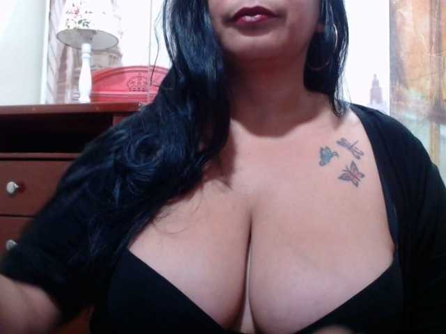 Live sex webcam photo for KattaHorny #273127701