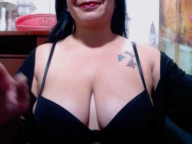 Live sex webcam photo for KattaHorny #273271646