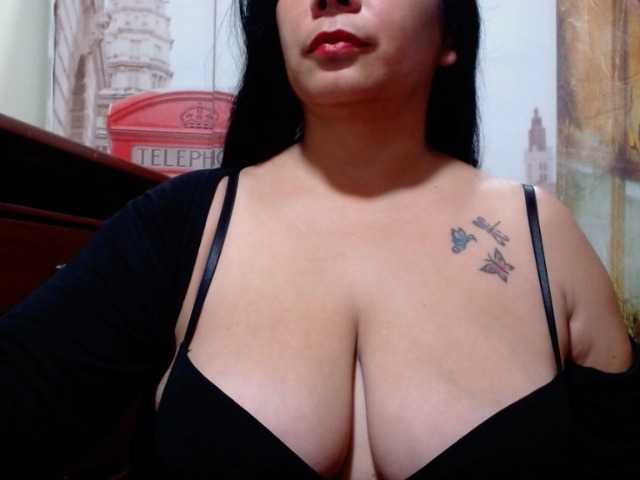 Live sex webcam photo for KattaHorny #273526436