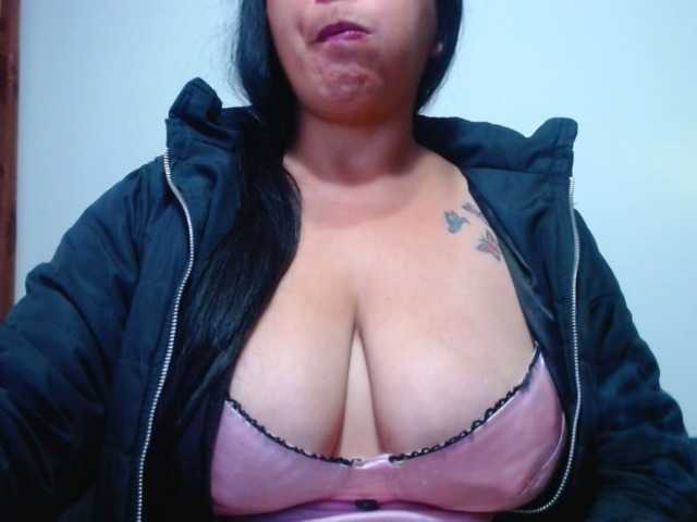 Live sex webcam photo for KattaHorny #277076726