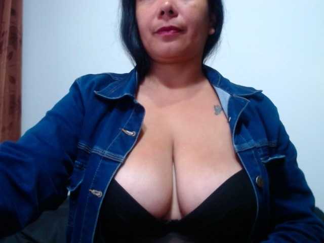 Live sex webcam photo for KattaHorny #277131320