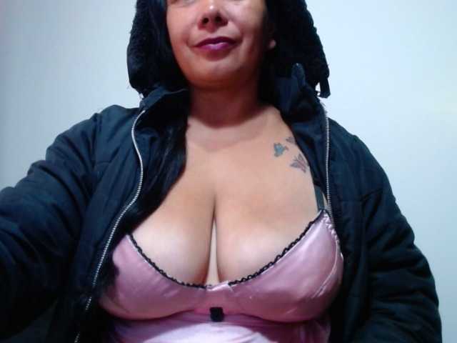 Live sex webcam photo for KattaHorny #277179042