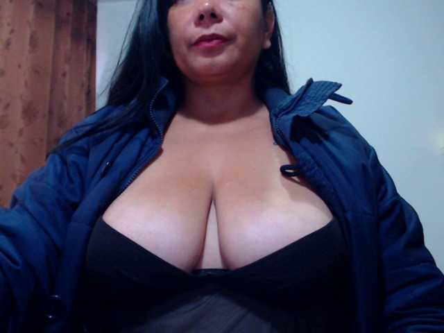 Live sex webcam photo for KattaHorny #277985430