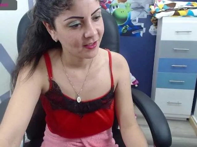 Live sex webcam photo for Kattegill #272104407