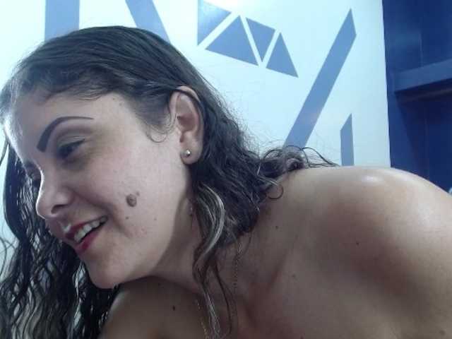 Live sex webcam photo for Kattegill #272198232