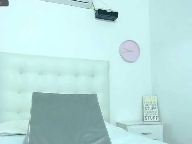 Live sex webcam photo for Kattlyn-cums #276511867