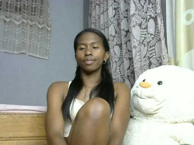 Live sex webcam photo for Katty-12 #276684543