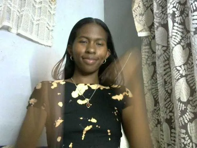 Live sex webcam photo for Katty-12 #276691356