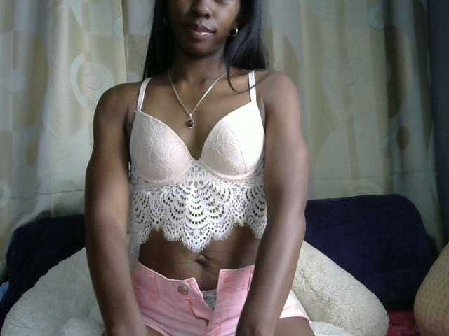 Live sex webcam photo for Katty-12 #276751875