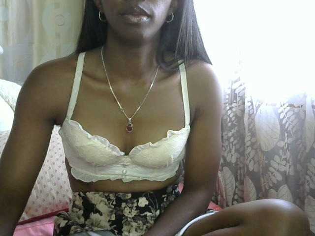 Live sex webcam photo for Katty-12 #276774135