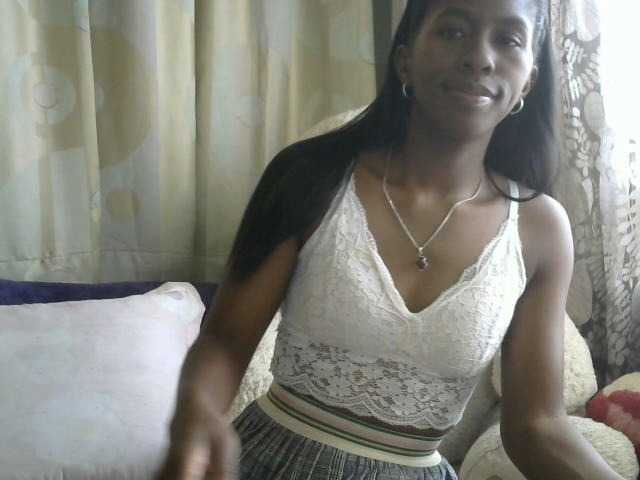 Live sex webcam photo for Katty-12 #276945736