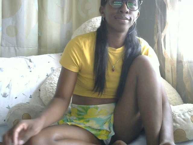 Live sex webcam photo for Katty-12 #277123998