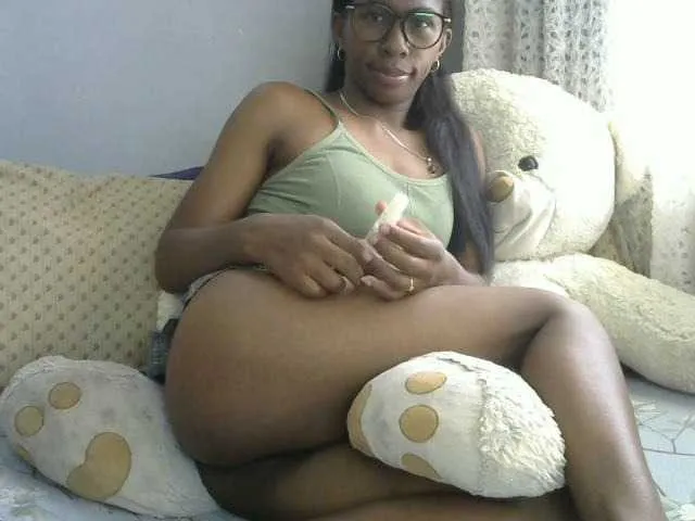 Live sex webcam photo for Katty-12 #277400193