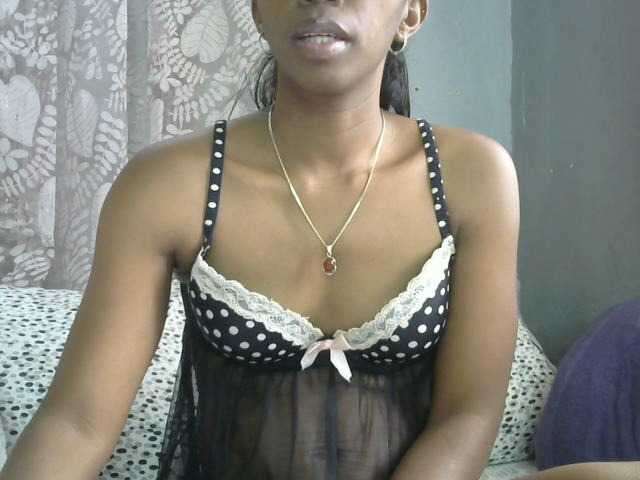 Live sex webcam photo for Katty-12 #277482782