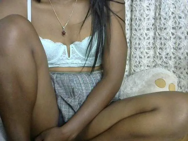 Live sex webcam photo for Katty-12 #277519182