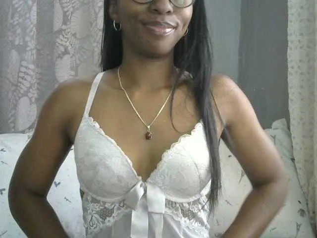 Live sex webcam photo for Katty-12 #277521112