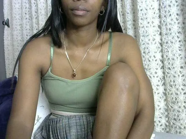 Live sex webcam photo for Katty-12 #277532952