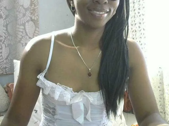 Live sex webcam photo for Katty-12 #277540286