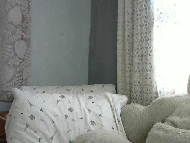 Live sex webcam photo for Katty-12 #277541473