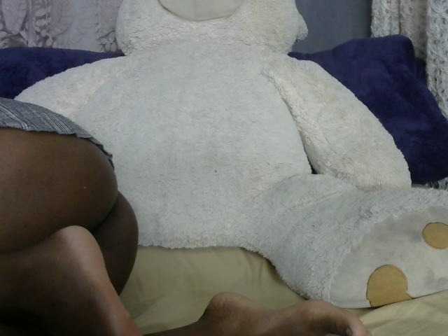 Live sex webcam photo for Katty-12 #277617530