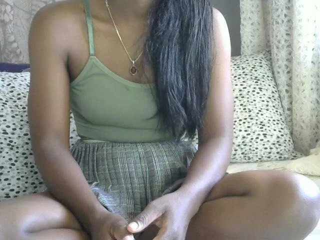 Live sex webcam photo for Katty-12 #277703592