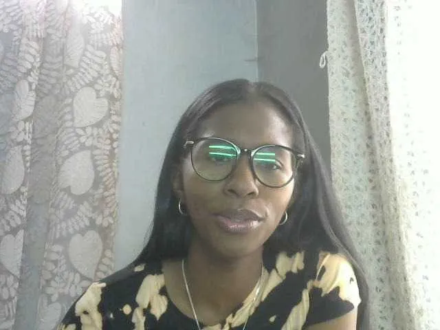 Live sex webcam photo for Katty-12 #277727951