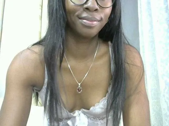 Live sex webcam photo for Katty-12 #277931100