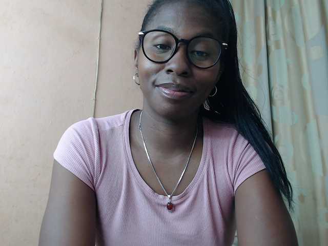 Live sex webcam photo for Katty-12 #290346554