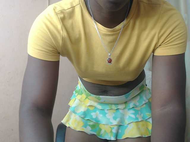 Live sex webcam photo for Katty-12 #290472484