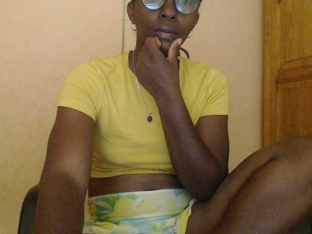 Live sex webcam photo for Katty-12 #290478060