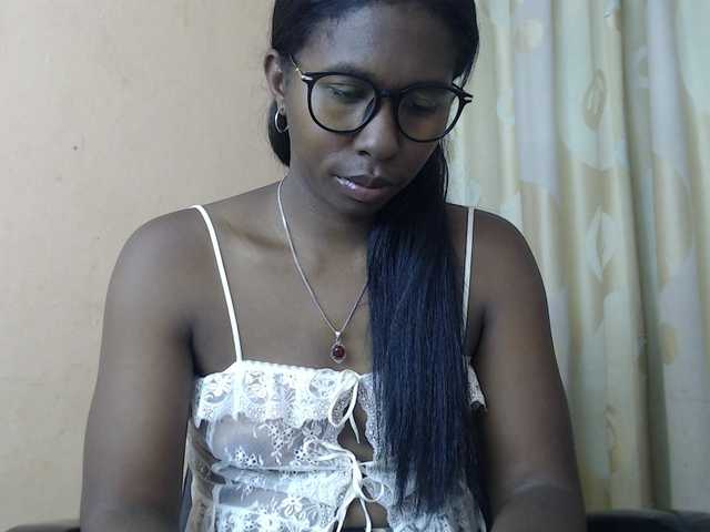 Live sex webcam photo for Katty-12 #290499405