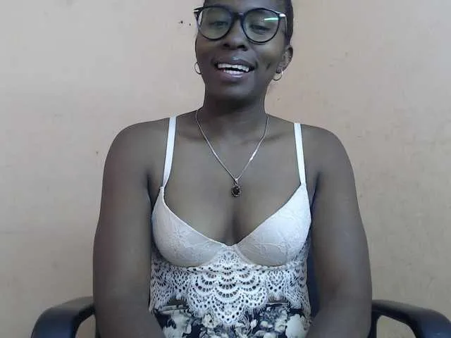 Live sex webcam photo for Katty-12 #290619517