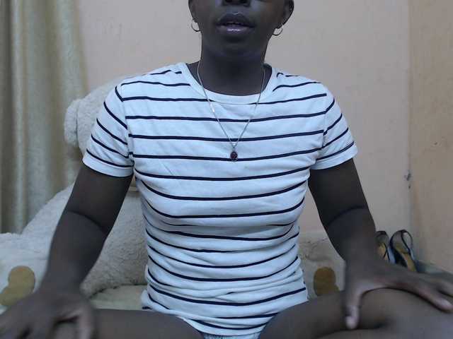 Live sex webcam photo for Katty-12 #290666853