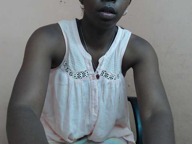 Live sex webcam photo for Katty-12 #290688797