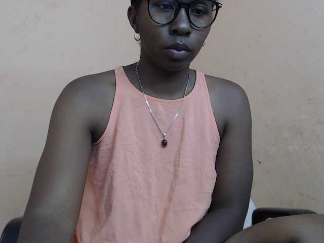 Live sex webcam photo for Katty-12 #290859441