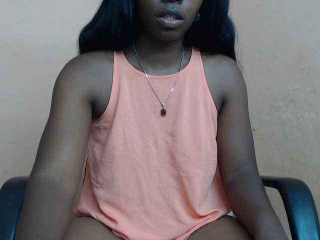 Live sex webcam photo for Katty-12 #290861199