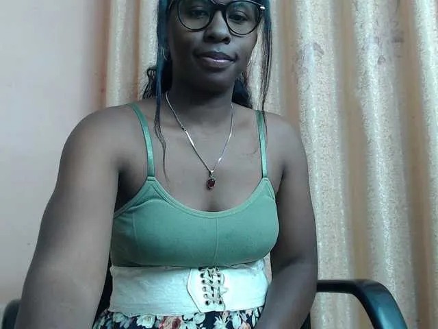 Live sex webcam photo for Katty-12 #291118708