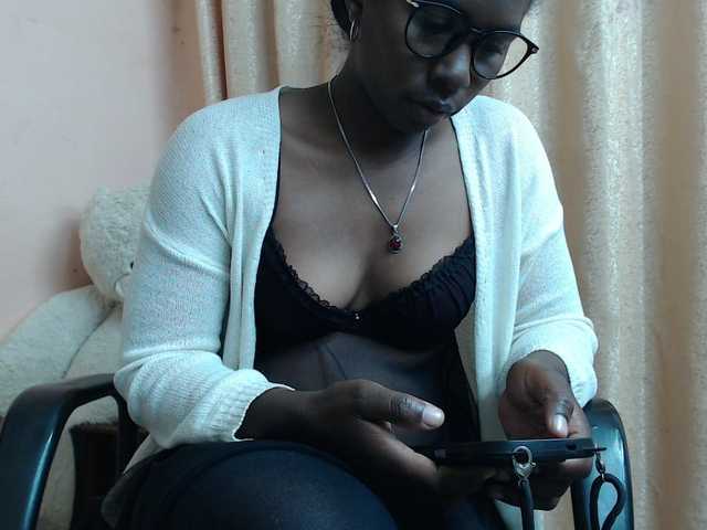 Live sex webcam photo for Katty-12 #291311544